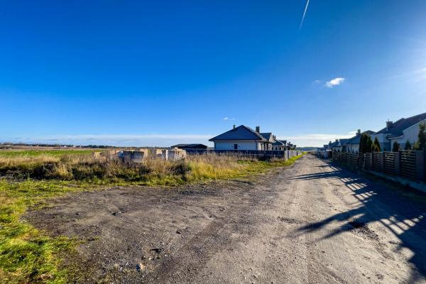 Ostatnia działka na nowo powstałym osiedlu w Szydłowie